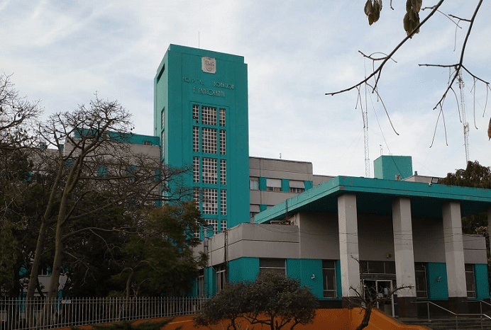 Frente del Hospital